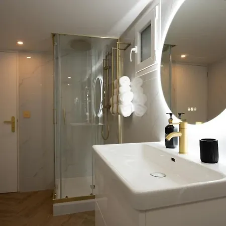 Beau Sous-plex Avec Jacuzzi Appartamento Parigi